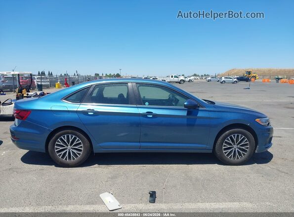 3VWC57BU4MM002325 2021 VOLKSWAGEN JETTA Blue Rear interior view