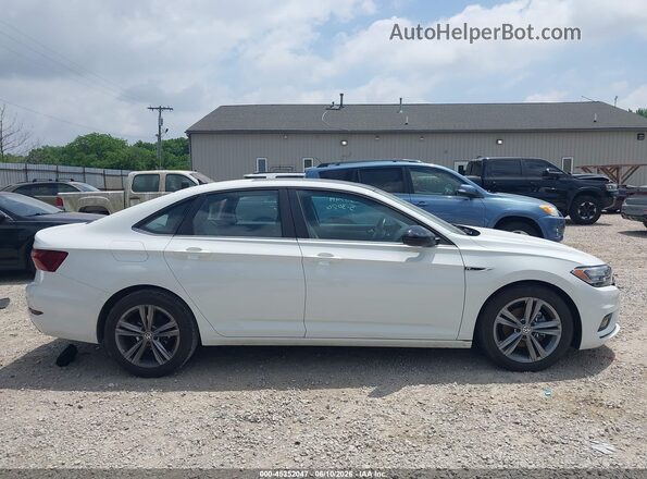 3VWC57BU4MM014068 2021 VOLKSWAGEN JETTA White Widok wnętrza z tyłu