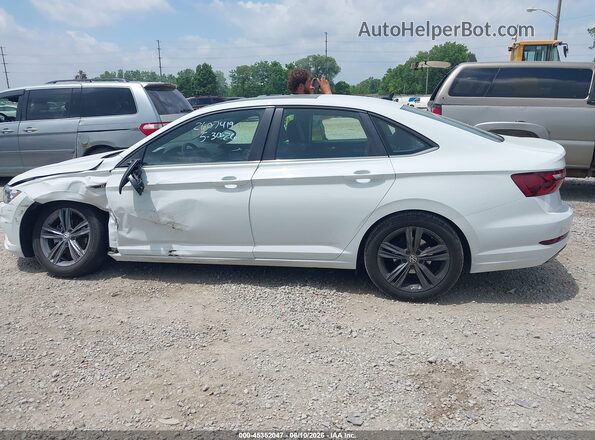 3VWC57BU4MM014068 2021 VOLKSWAGEN JETTA White Widok wnętrza 360 stopni