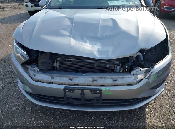 3VWC57BU4MM060001 2021 VOLKSWAGEN JETTA Серебряный Вид спереди