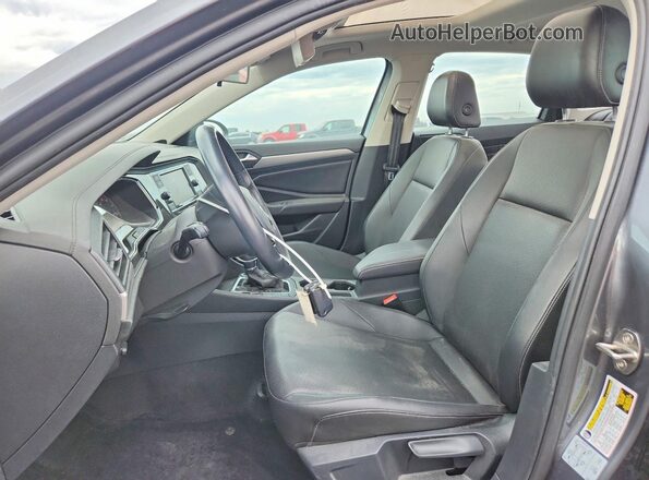 3VWC57BU5KM007157 2019 VOLKSWAGEN JETTA Gray Вид салону спереду