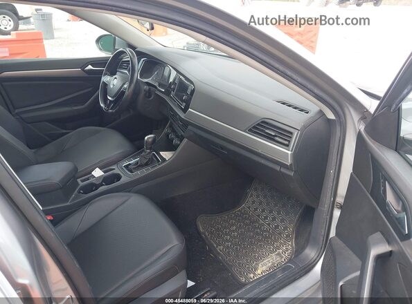 3VWC57BU5KM162226 2019 VOLKSWAGEN JETTA Gray Front interior view