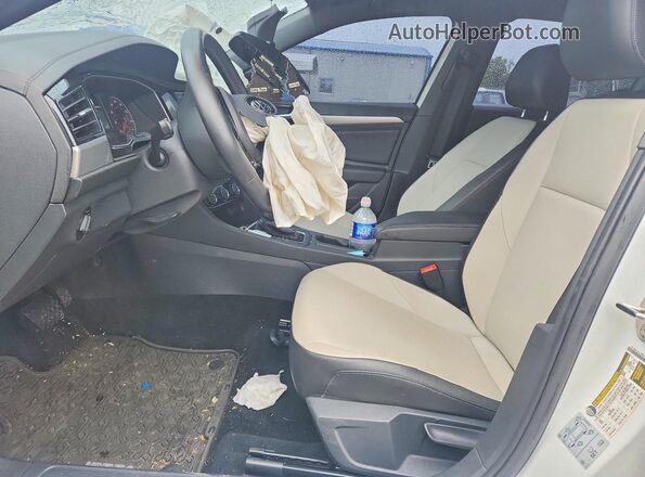 3VWC57BU5LM089263 2020 VOLKSWAGEN JETTA White Вид салону спереду
