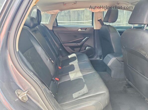 3VWC57BU6KM105940 2019 VOLKSWAGEN JETTA Gray 