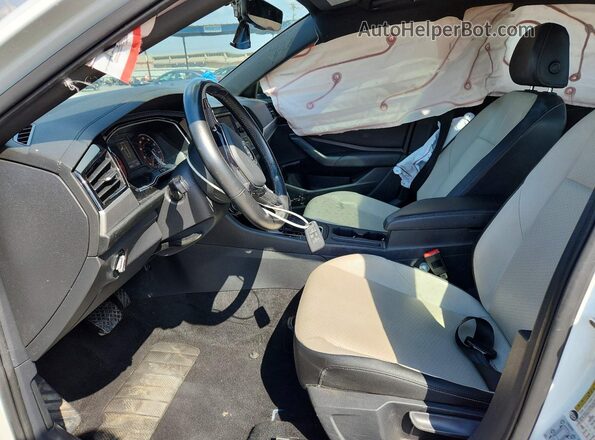 3VWC57BU9MM080471 2021 VOLKSWAGEN JETTA White Front interior view