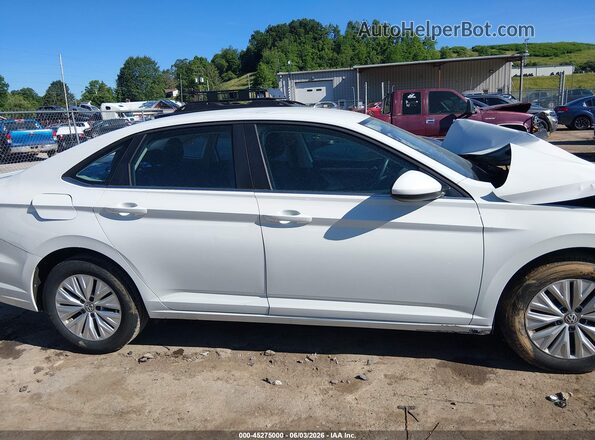 3VWC57BUXKM064017 2019 VOLKSWAGEN JETTA White Սալոնի հետևի տեսք