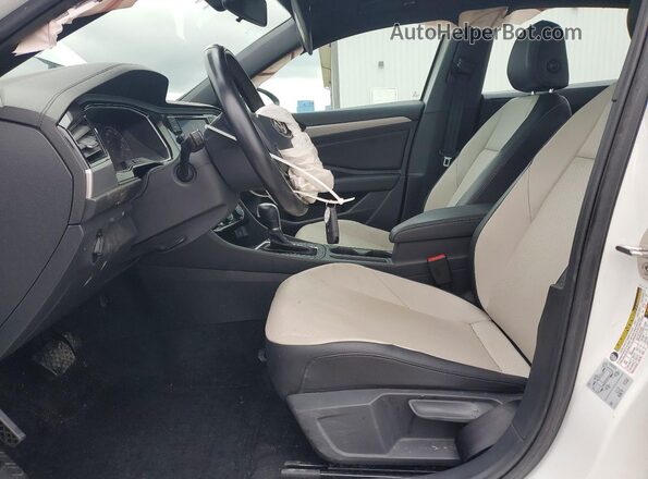 3VWC57BUXKM098782 2019 VOLKSWAGEN JETTA White წინა სალონის ხედი