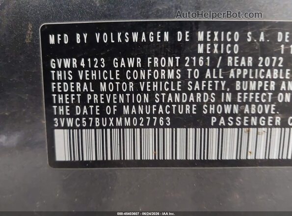 3VWC57BUXMM027763 2021 VOLKSWAGEN JETTA Blue Vista del compartimento del motor