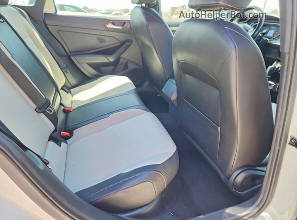 3VWCB7BU1KM227436 2019 VOLKSWAGEN JETTA White 