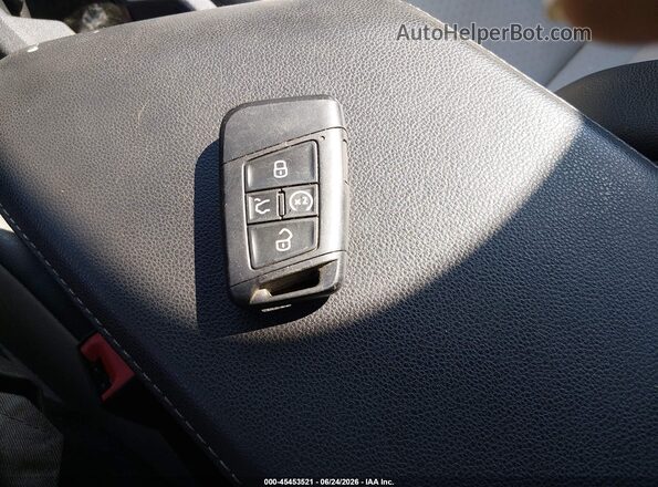 3VWCB7BU1KM269668 2019 VOLKSWAGEN JETTA Silver Вид панелі приладів