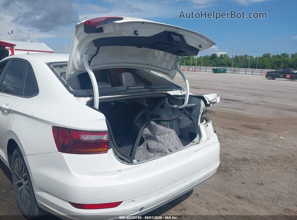 3VWCB7BU2KM128852 2019 VOLKSWAGEN JETTA White Դիմացի տեսք