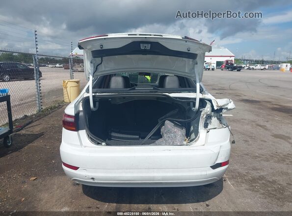 3VWCB7BU2KM128852 2019 VOLKSWAGEN JETTA White 