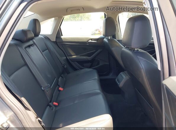 3VWCB7BU2KM143660 2019 VOLKSWAGEN JETTA Gray VIN կոդի պիտակի տեսք