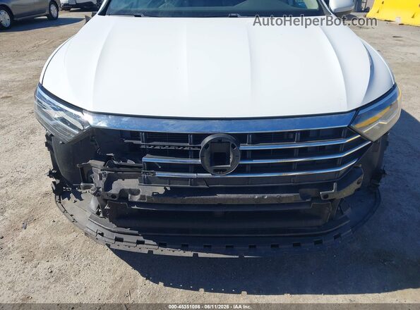 3VWCB7BU6KM132497 2019 VOLKSWAGEN JETTA White 
