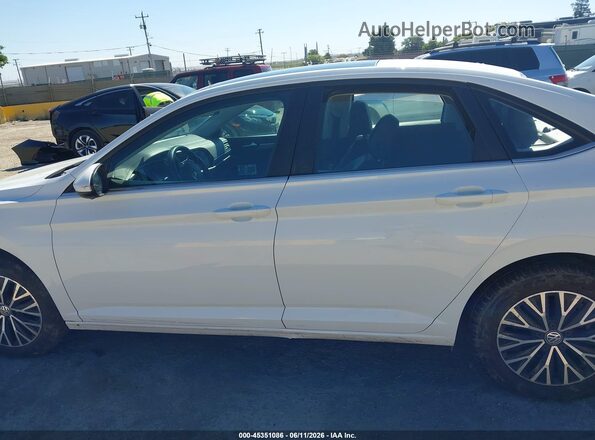 3VWCB7BU6KM132497 2019 VOLKSWAGEN JETTA White 