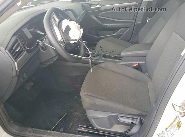 3VWCB7BU6KM261114 2019 VOLKSWAGEN JETTA White Front interior view