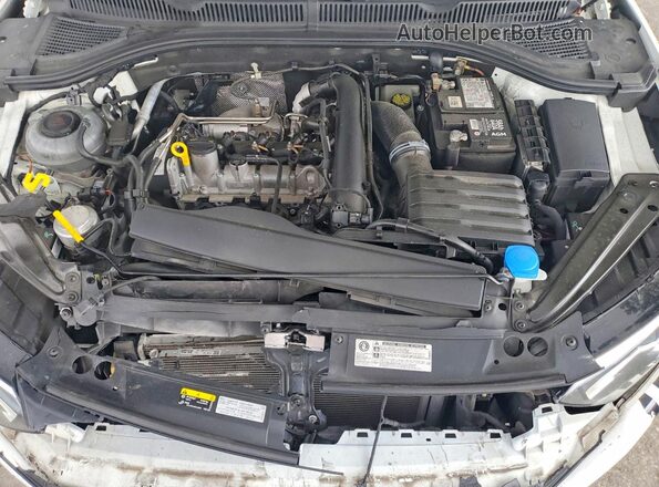 3VWCB7BU6KM261114 2019 VOLKSWAGEN JETTA White Rear interior view