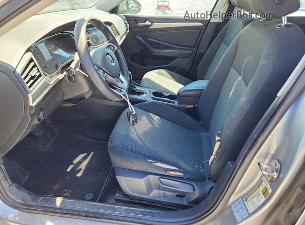 3VWCB7BU6KM265891 2019 VOLKSWAGEN JETTA Gray Вид салону спереду