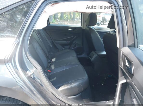 3VWCB7BU6KM268628 2019 VOLKSWAGEN JETTA Gray Widok naklejki z numerem VIN