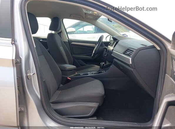 3VWCB7BU6KM271920 2019 VOLKSWAGEN JETTA Silver Widok wnętrza z przodu