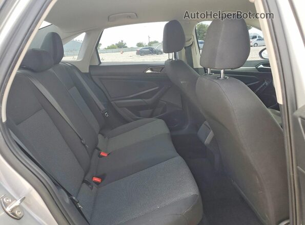3VWCB7BU7KM248520 2019 VOLKSWAGEN JETTA Серебряный Вид задних сидений