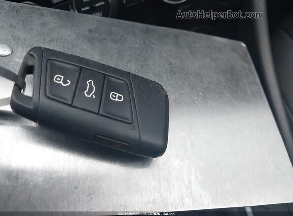 3VWCB7BU9KM202235 2019 VOLKSWAGEN JETTA Silver Widok deski rozdzielczej