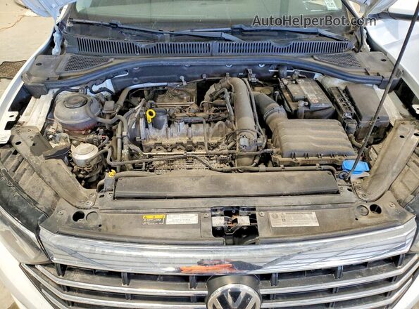 3VWCB7BU9KM230357 2019 VOLKSWAGEN JETTA White Rear interior view