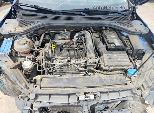 3VWCB7BUXKM166278 2019 VOLKSWAGEN JETTA Blue უკანა სალონის ხედი