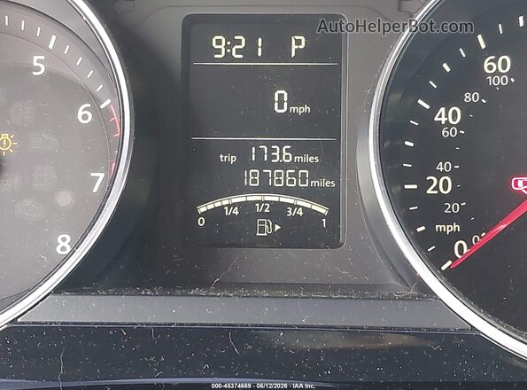 3VWD17AJ2GM231307 2016 VOLKSWAGEN JETTA Black 