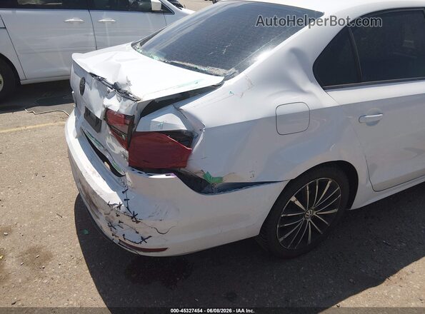 3VWD17AJ2GM413671 2016 VOLKSWAGEN JETTA White 