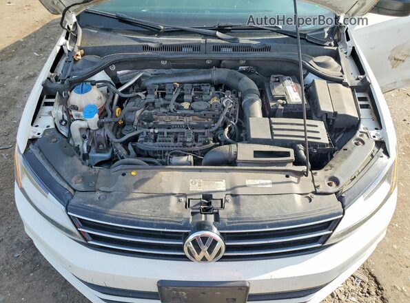 3VWD17AJ9HM398474 2017 VOLKSWAGEN JETTA White Widok wnętrza z tyłu