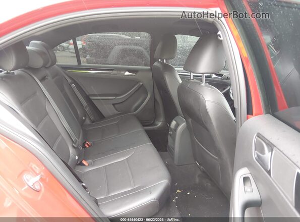 3VWD17AJ9JM236057 2018 VOLKSWAGEN JETTA Red VIN კოდის სტიკერის ხედი