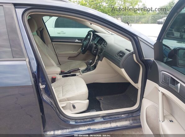 3VWD17AU7JM765954 2018 VOLKSWAGEN GOLF Blue წინა სალონის ხედი