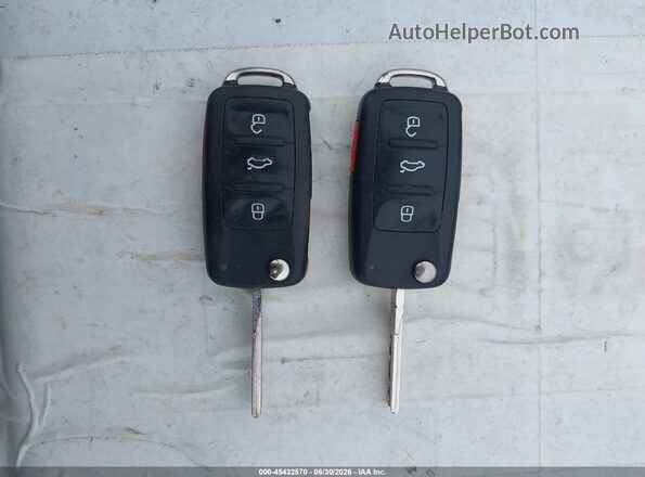 3VWD67AJ5GM365892 2016 VOLKSWAGEN JETTA Red Widok deski rozdzielczej