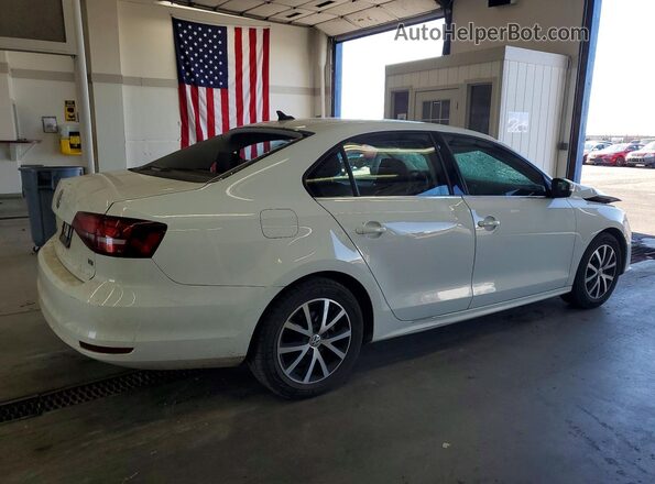 3VWDB7AJ0HM242787 2017 VOLKSWAGEN JETTA White 