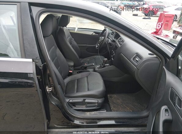 3VWDB7AJ0HM298910 2017 VOLKSWAGEN JETTA Black წინა სალონის ხედი