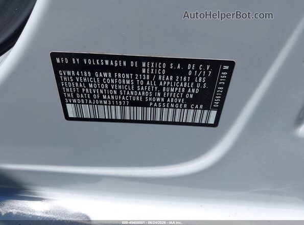3VWDB7AJ0HM311977 2017 VOLKSWAGEN JETTA White Vista del compartimento del motor