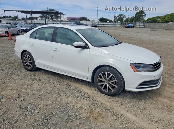 3VWDB7AJ0HM318671 2017 VOLKSWAGEN JETTA White 