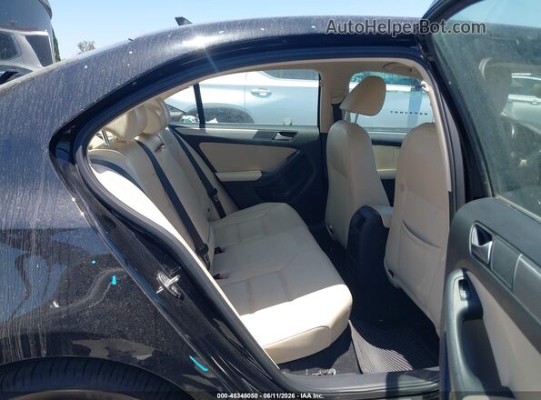 3VWDB7AJ0HM341108 2017 VOLKSWAGEN JETTA Black 
