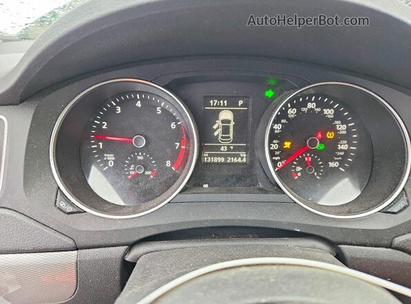 3VWDB7AJ0HM364050 2017 VOLKSWAGEN JETTA White Սարքավորումների վահանակի տեսք