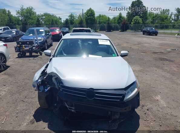 3VWDB7AJ1HM286328 2017 VOLKSWAGEN JETTA Белый Вид задней части салона