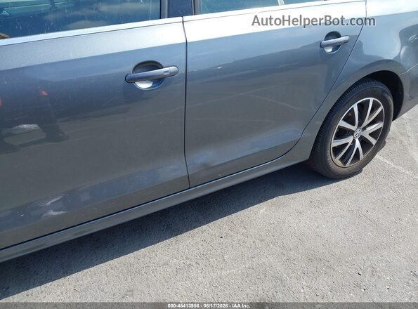 3VWDB7AJ1JM263461 2018 VOLKSWAGEN JETTA Gray 