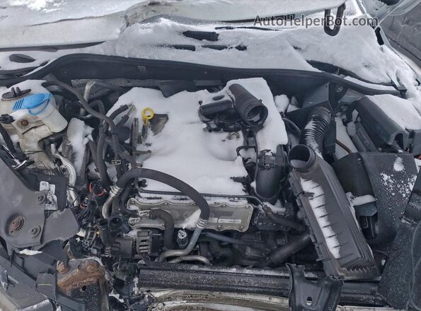 3VWDB7AJ3HM352815 2017 VOLKSWAGEN JETTA Silver Вид задньої частини салону