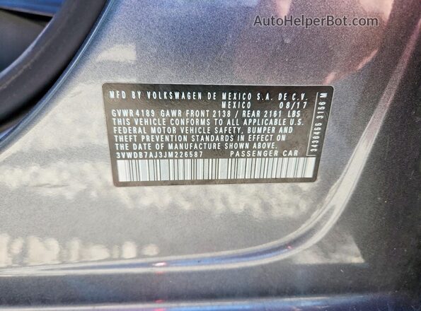 3VWDB7AJ3JM226587 2018 VOLKSWAGEN JETTA Gray 