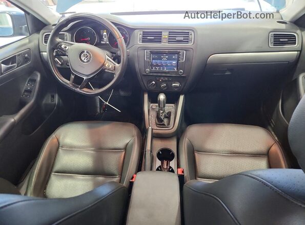 3VWDB7AJ3JM250145 2018 VOLKSWAGEN JETTA Blue Dashboard view