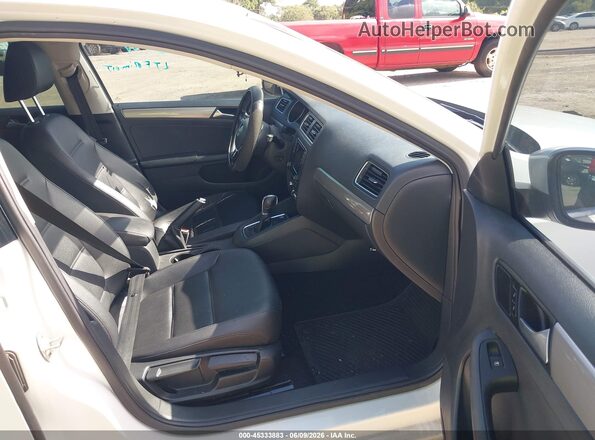 3VWDB7AJ4HM266381 2017 VOLKSWAGEN JETTA White Սալոնի դիմացի տեսք
