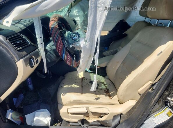 3VWDB7AJ5HM204231 2017 VOLKSWAGEN JETTA Black Widok wnętrza z przodu