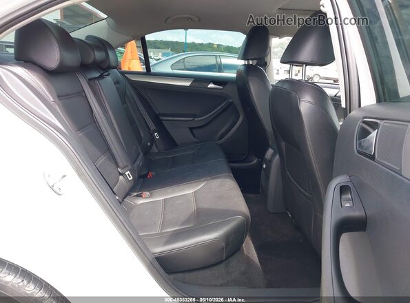 3VWDB7AJ5JM213596 2018 VOLKSWAGEN JETTA White Вид наклейки з VIN-кодом