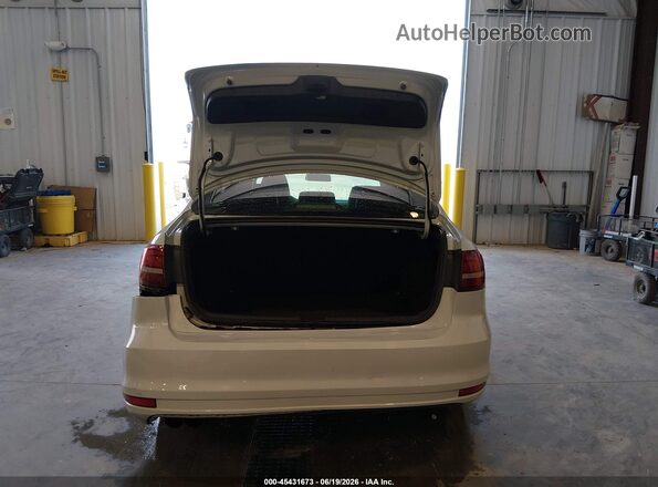 3VWDB7AJ6HM346975 2017 VOLKSWAGEN JETTA White 
