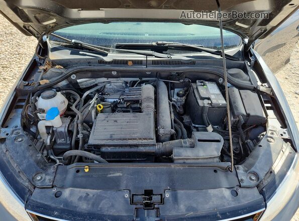 3VWDB7AJ6JM223053 2018 VOLKSWAGEN JETTA Серый Вид задней части салона